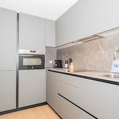 Ybh Atlantic Boutique ヴィーゴ