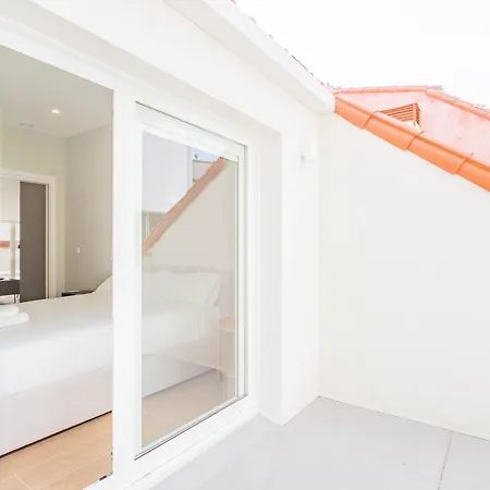 Ybh Atlantic Boutique Apartment