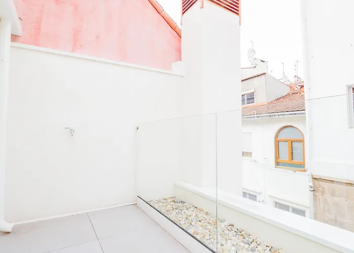 Апартаменты Ybh Atlantic Boutique