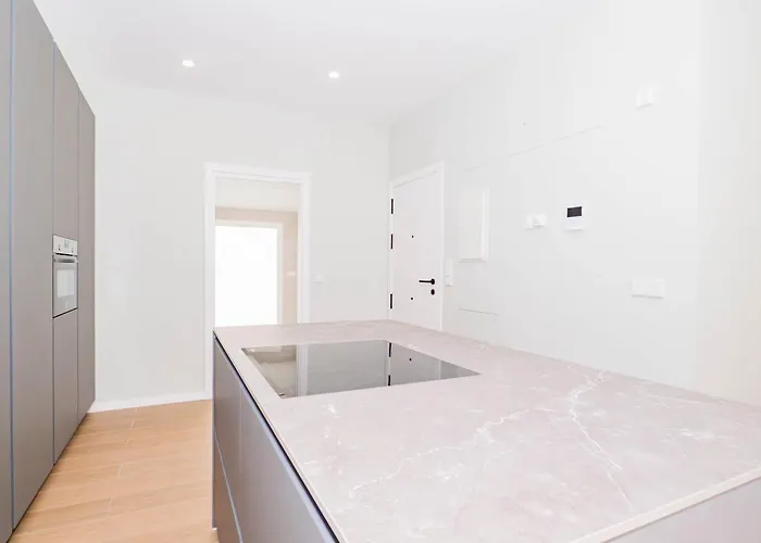 Апартаменты Ybh Atlantic Boutique